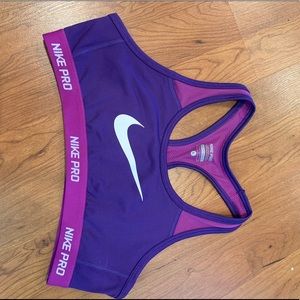 Girl’s Nike Sports Bra Youth Large